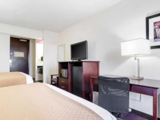 Holiday Inn & Suites Richmond West End Ruang foto